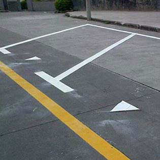 專業的停車位道路劃線
